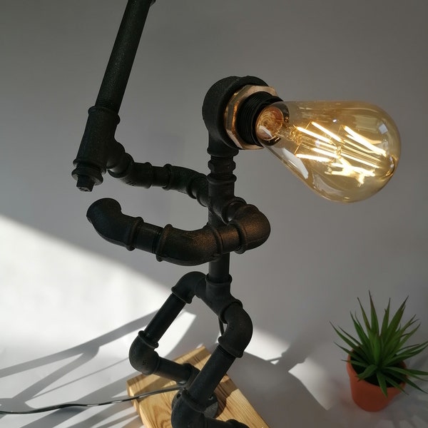 "Baseball" lamp with an industrial look