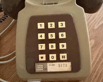 Retro telephone Push button, long 9 ft cable Model: GPO 782,