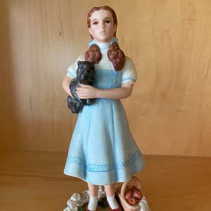 Wizard of OZ porcelain Dorothy figurine