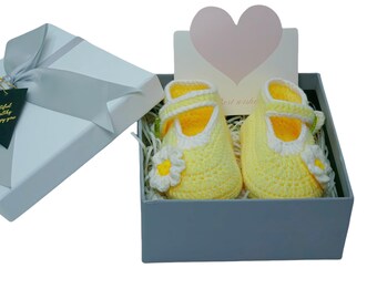 Crochet Baby Booties | Baby Boy Girl Booties |  baby shower gift |  | Newborn 0-1 month | 1-3 months | 3-6months| Crochet | Baby gift