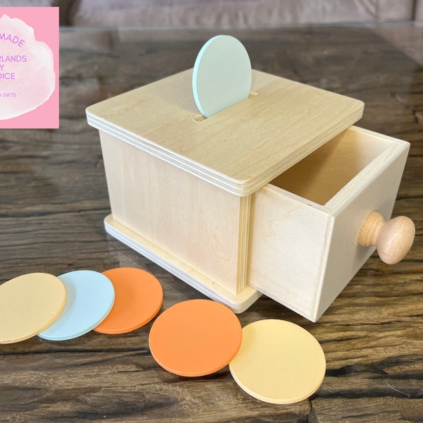 Montessori muntautomaat, oneindige muntautomaat, houten ladekast, houten muntschuif, educatief speelgoed, houten kinderspeelgoed, Montessori speelgoed voor kinderen.
