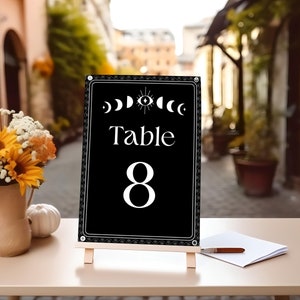 Tarot-Karte Tischnummer Vorlage Druckbar Gothic Halloween Hochzeit Tischschild 5x7 Zoll Bearbeitbar Modernes Celestial Decor