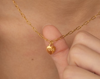 Collana con numero angelico in oro, collana con numero fortunato, collana con numero angelico a forma di cuore, ciondolo portafortuna a forma di cuore, regalo personalizzato, 222 333 444 777