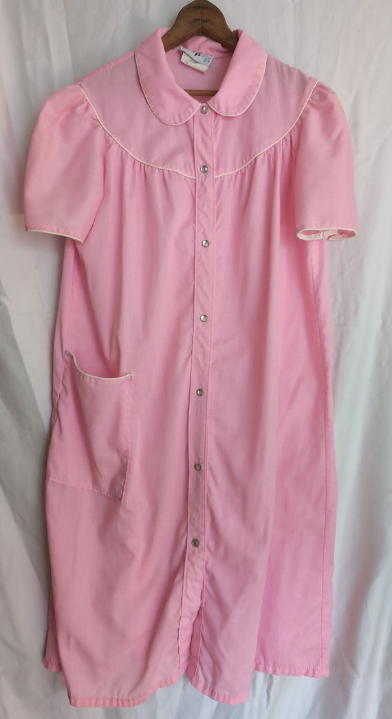 Vintage Pink Women's Short Sleeve Dressing Gown