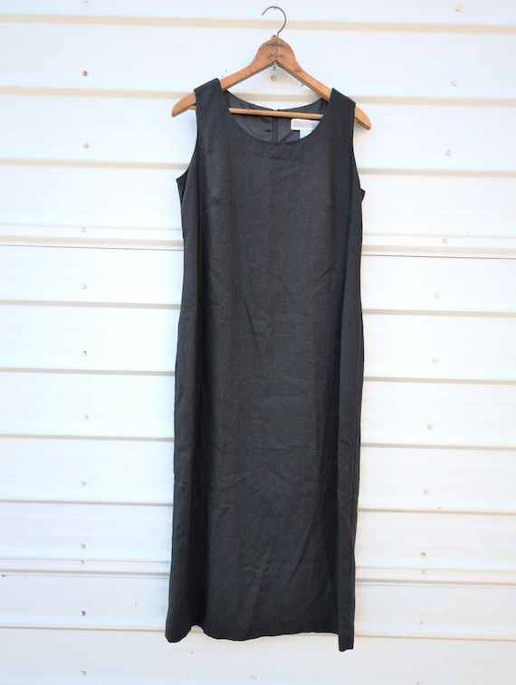 chinese dress ladies Black | Long Sleeve Pleated Shift Dress main image 0