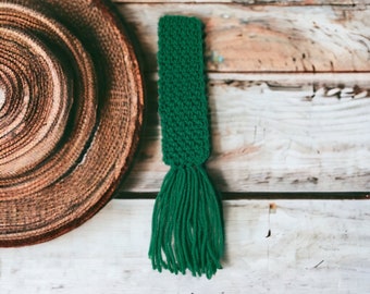 Crochet tassel bookmark, Mother’s Day gift for book lovers