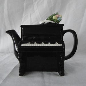 Novelty Piano Teapot 1980s