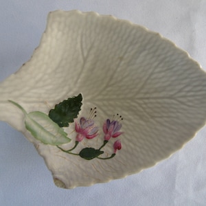 Crown Devon Leaf Trinket Dish 1930s
