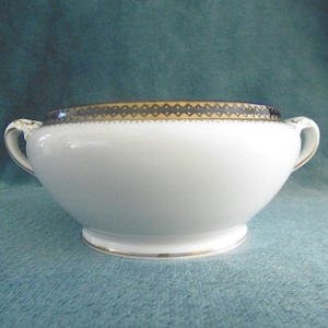 Booths Silicon China Vegetable serving dish 1906