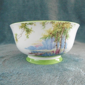 Aynsley "Bluebell Time" as supplied to HM The Queen, Bowl 1930s