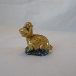 Super cute Wade Whimsies Dinosaur 1960s