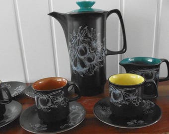 Fieldings Crown Devon Harlequin 11 teiliges Kaffeegedeck 1960er Jahre