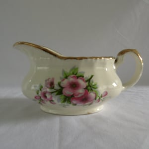 Cream Petal - Grindley Milk Jug 1940s