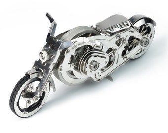 Chrome Rider Metal Building Kit - Movable DIY Motorbike Model Steel Model Building Gift Ideas Collectibles Metal Puzzle Kit Toys