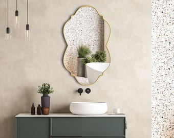 Espejo de forma orgánica, espejo de baño asimétrico, espejo de pared moderno, espejo con marco dorado, espejo de tocador, decoración contemporánea para el hogar.