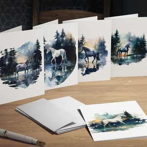 Cartes de correspondance élégantes de chevaux : 5 scènes de chevaux majestueux dans une forêt nocturne - Intérieur vierges (paquet de 5)