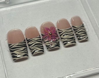 Zebra Stripe Safari Press On Nails: Beige French Tip with 3D Flower