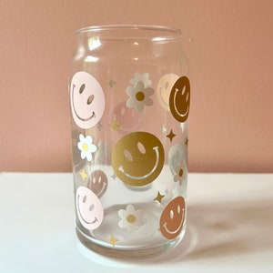 Smiley Face Glass Cup, Daisy Glass Cup, Coffee Cup, Beer Can Glass, Iced Coffee Cup, Retro Daisy Glass, Glass Cup, Glass Tumbler