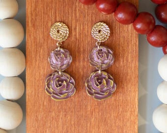 Pendientes colgantes de rosas hechos a mano • Arcilla polimérica floral rosa y morada