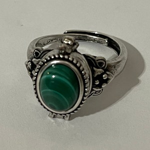 Crystal rings, Natural Genuine crystals, Adjustable rings, poison ring, Locket ring, oval locket ring, Malachite ring, Dainty ring,Gemstone