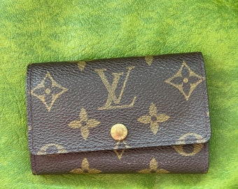 6 Key Holder - Luxury Small Leather Goods - Personalisation, Men M62630