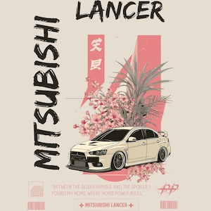 Puede incluir: Ilustración de un coche Mitsubishi Lancer color crema con la palabra "Lancer" encima. La palabra "Mitsubishi" está escrita verticalmente a la izquierda. Elementos florales y vegetales rosas están detrás del coche. El texto dice: "Entre el rugido del boxer y el alerón, encontré mi hogar donde la potencia manda."