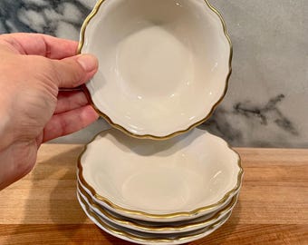 Set of 4 Vintage Syracuse China Scalloped Gold Rim 4.5” Berry Bowls