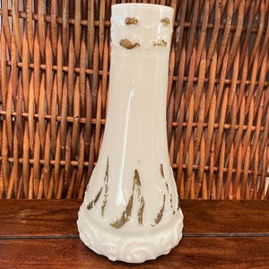 Antique Victorian Dithridge Milk Glass Vase