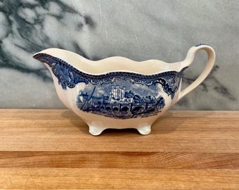 Vintage Johnson Bros Old Britain Castles Gravy Boat