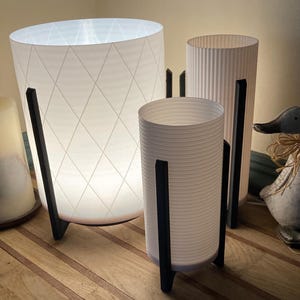 Modern 3D Printed LED Lamps – TriLamp and XL Versions in Multiple Sizes and Styles