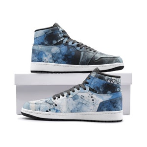 Men&#39;s/Women&#39;s blue acid wash sneaker