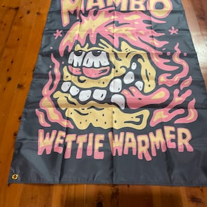 Pre owned aus seller 5x3 fooT Collection being sold MAMBO AUSSIE banner flag wall hanging selling my collection of old banners