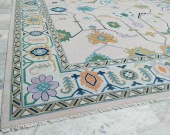 Hand-Knotted Oushak Wool Rug: Vintage Turkish Floral Carpet