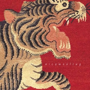 Circle shape Tibetan Tiger Premium Handmade tufted Rug Animal Print 100% Woolen Area rug for living room, bedroom, kids room, home decor,