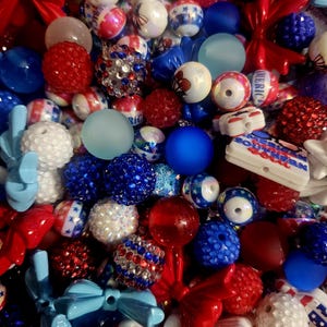 Patriotic Bead Mix - Assorted Colors, Decorative Beads, Round Beads, Perfect for Crafting.