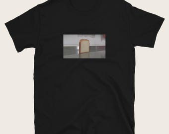 Stehendes Brot Meme Shirt, Geschenk Tee