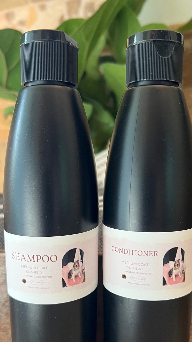 Premium Dog Shampoo and Conditioner Set for Shortcoated Breeds Ideal