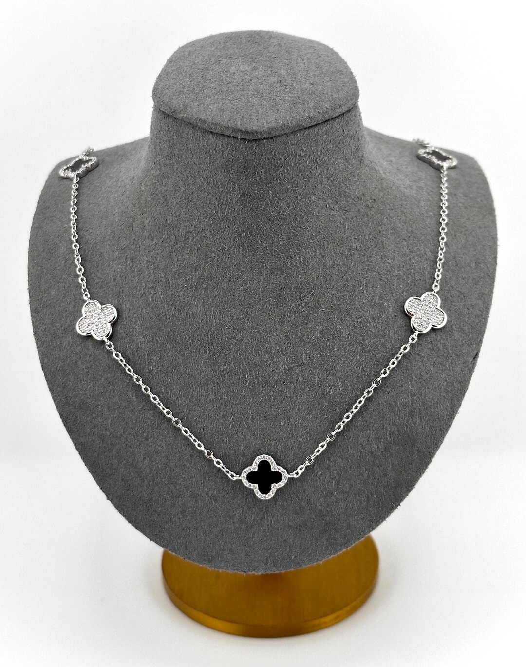 Lucky Four Leaf Clover Moonstone Pendant - 925 Sterling Silver Women's Necklace with Natural Gem