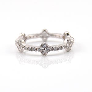 925 Sterling Silver Dainty Clover Band Ring, Four Leaf Clover, Tiny CZ Ring For Women, Eternity Ring, Minimalist Ring, Good Luck Charm