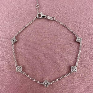 925 Sterling Silver Clover Dainty Bracelet, Four Leaf Clover Bracelet, Minimalist Bracelet, Layering Bracelet, Good Luck Charm, Gift For Her