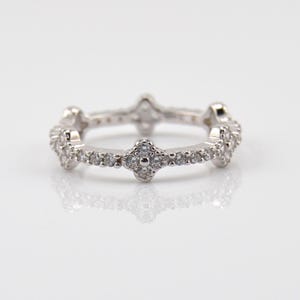 925 Sterling Silver Dainty Clover Band Ring, Four Leaf Clover, Tiny CZ Ring For Women, Eternity Ring, Minimalist Ring, Good Luck Charm