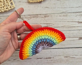 Llavero de ganchillo hecho a mano / Lindo llavero amigurumi / Mini accesorio de ganchillo / Regalo para ella / Adorno para bolso / Elige tu diseño