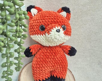 Peluche de zorro de ganchillo / Juguete de zorro hecho a mano / Peluche de zorro amigurumi / Lindo regalo de animal del bosque / Juguete de zorro de peluche suave / Decoración para guardería / Anima del bosque