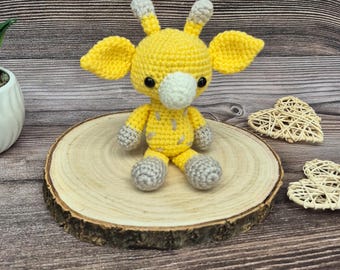 Jirafa de peluche tejida a crochet – Juguete de jirafa amigurumi hecho a mano – Lindo regalo de safari para la habitación del bebé – Peluche suave