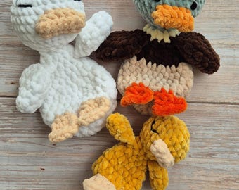 Patito de apego de ganchillo / Manta de bebé hecha a mano / Peluche de pato / Manta de seguridad amigurumi / Regalo para baby shower / Regalo para la habitación del bebé