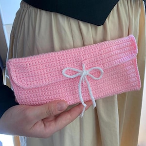 簡単かぎ針編みペンケース デジタルダウンロード - 姉妹や先生へのプレゼント、かぎ針編みのパターンと手作りかぎ針編みバッグのデザイン