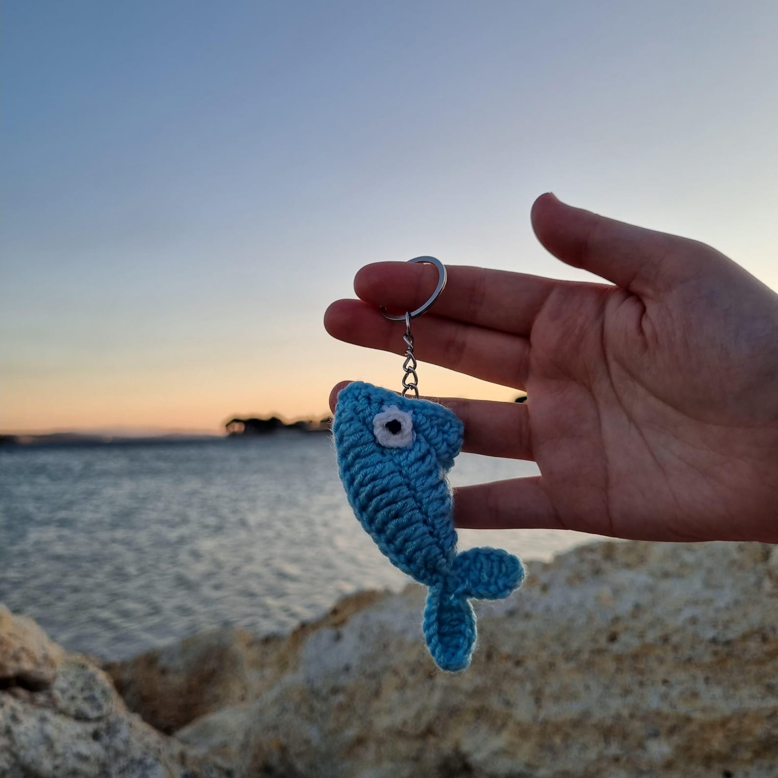 Fish Keychain Pattern Crochet Fish Keychain Pattern - Easy Amigurumi Tutorial for Handmade ...