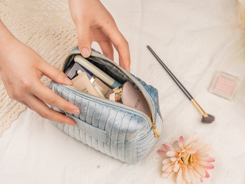 Custom Makeup Bag,personalised Bridesmaid Gifts,wedding Gift,travel