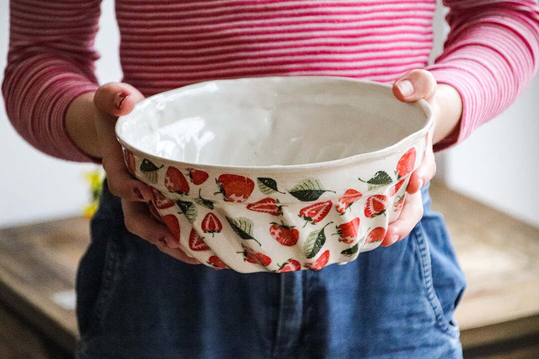Ceramic Bundt Cake Pan Strawberry Field Design 20 Cm Etsy