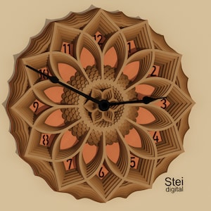 Pode incluir: Um relógio de madeira com um design em forma de flor em camadas. O mostrador do relógio é de cor laranja claro com números e ponteiros pretos. O relógio é rodeado por um design marrom em camadas.
